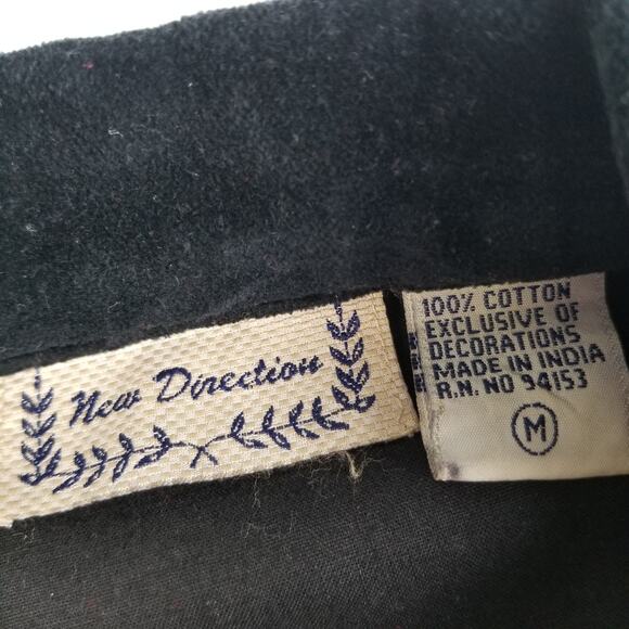 New Directions Black Velvet Gold Bell Buttons Winter Motif Vintage Vest   Medium - Picture 5 of 5